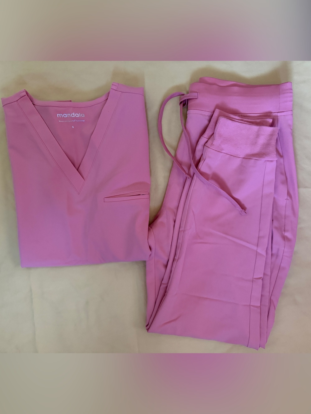Mandala scrubs set in Dusty pink